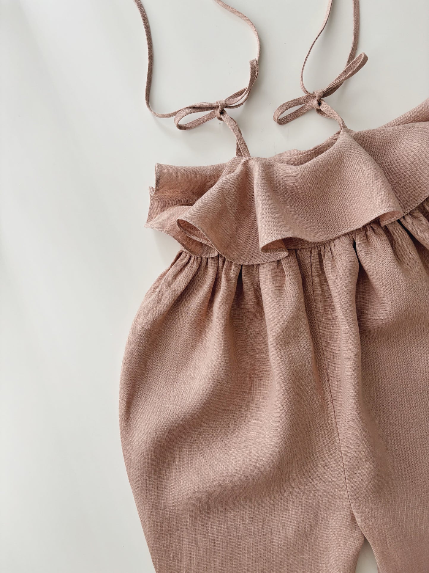 Baby linen ruffle playsuit LIGHT CARAMEL