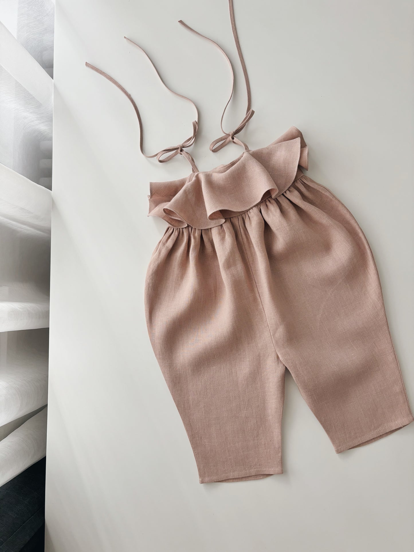 Baby linen ruffle playsuit LIGHT CARAMEL